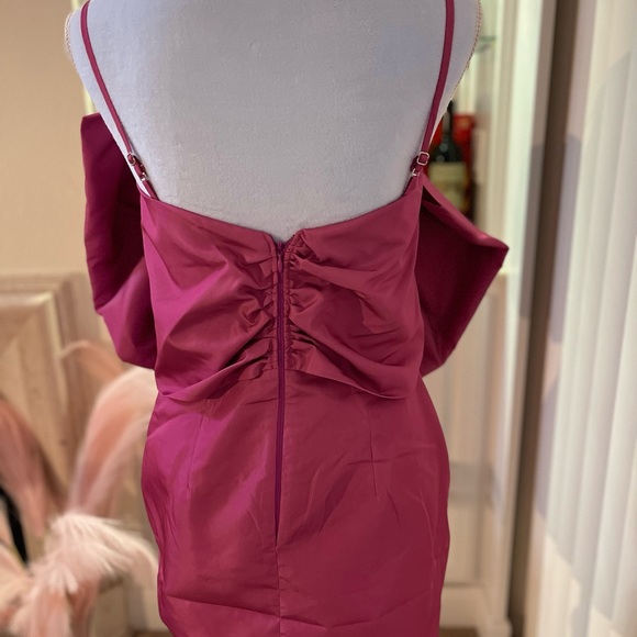 FOREVER UNIQUE PINK TAFFETA MINI DRESS WITH BOW DETAIL - NEW- Never worn - Picture 5 of 6